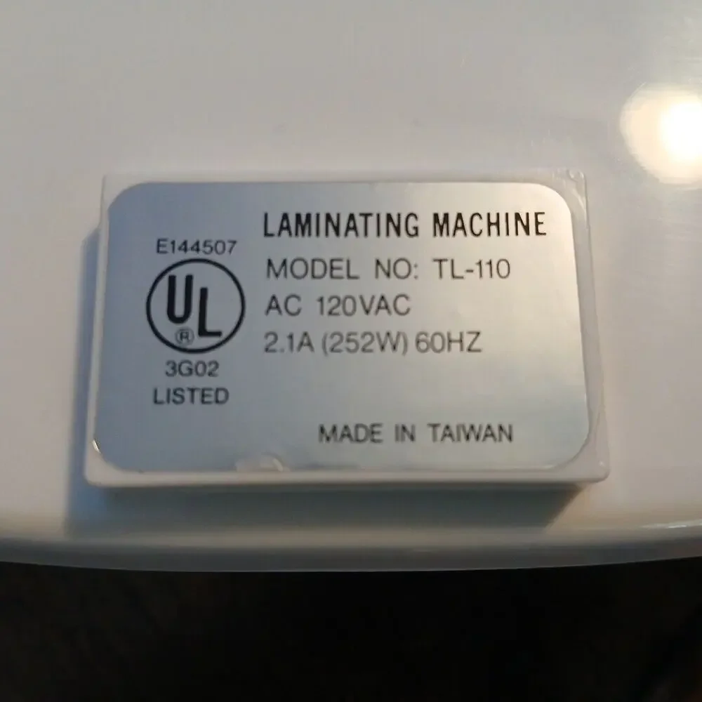 Personal Card White Electric Laminating Machine 4